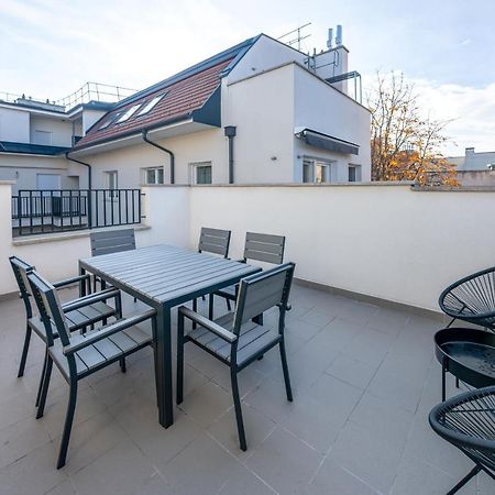 Lovag 12 Terrace Designer Home Budapest Kültér fotó