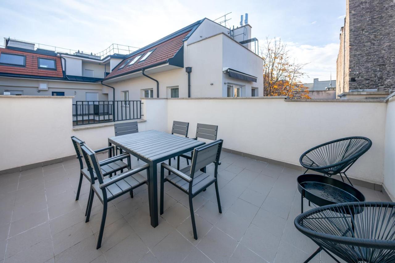 Lovag 12 Terrace Designer Home Budapest Kültér fotó